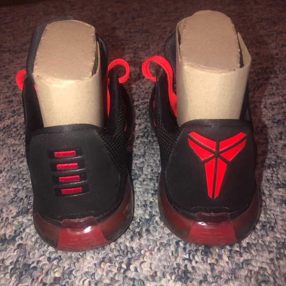 Kobe 10 black crimson - Picture 6 of 6